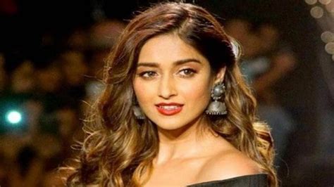 Ileana D'cruz Reveals Her Real Reason For Taking Break From Film Industry