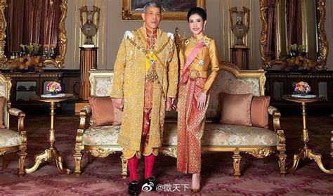 The Royal Family of Thailand photographed in the Baisal Daksin Hall of ...