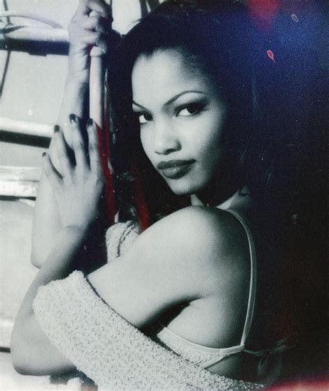 𝓚𝓱𝓪𝓵𝓲𝓪. | 𝔀𝓻𝓲𝓽𝓮𝓻 & 𝓫𝓵𝓸𝓰𝓰𝓮𝓻 🌹⛲️ 𐚁 on Instagram: "— 𝓣𝓗𝓔 𝓑𝓔𝓐𝓤𝓣𝓨 𝓞𝓕 ...