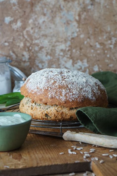 Würziges Bärlauch-Dinkel-Brot - Zimtkeksundapfeltarte