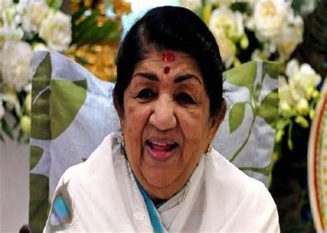 ਲਤਾ ਮੰਗੇਸ਼ਕਰ ਨੂੰ ਸਾਹ ਲੈਣ 'ਚ ਤਕਲੀਫ਼, ਹਸਪਤਾਲ 'ਚ ਕਰਵਾਇਆ ਗਿਆ ਭਰਤੀ - lata ...