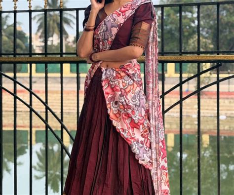 Shop Ethic Indian Lehenga|Saumya Handloom Maroon Lehenga
