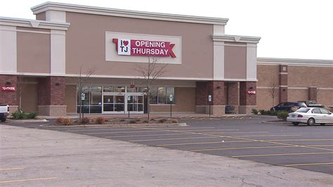 T.J. Maxx opens at site of Lane Bryant Massacre | WGN-TV