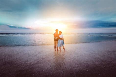 35 Unusual Honeymoon Destinations : Places & Things To Do!