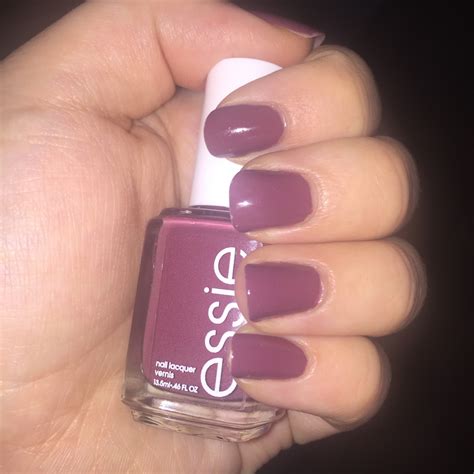 NOTD: Essie Angora Cardi