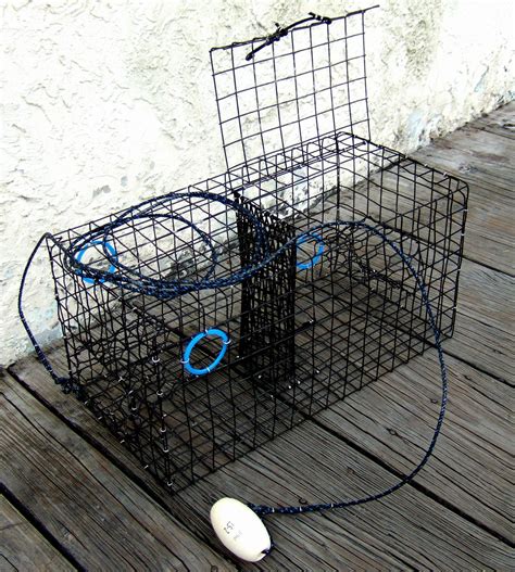 Blue Crab Trap - Galvanized or Vinyl Coated Wire Trap - Lee Fisher ...