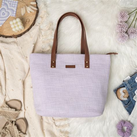 Shop Tote Bags Online - Fashionable and Functional | Maisha Lifestyle ...