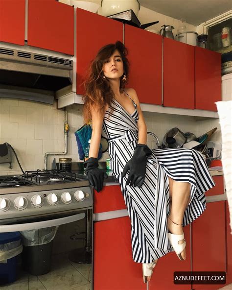 SHARON GUZMAN Feet - AZNudeFeet