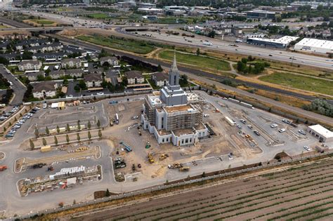 Investigação de incêndio criminoso oferece recompensa de US$ 5 mil por ...