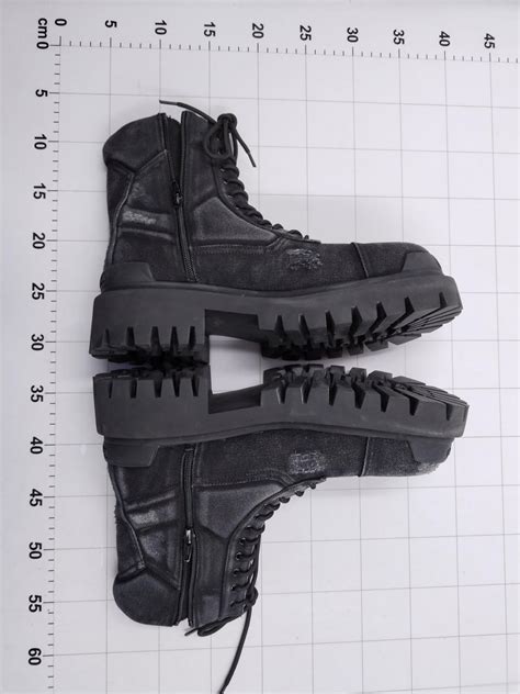 Jiaofu balenciaga canvas strike boots : r/QualityReps