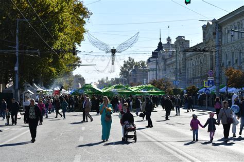 Выходные в Кишиневе: фестивали под открытым небом, спектакли и концерты ...