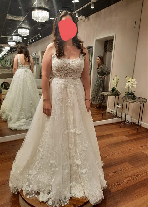 Martina Liana New Wedding Dress Save 25% - Stillwhite