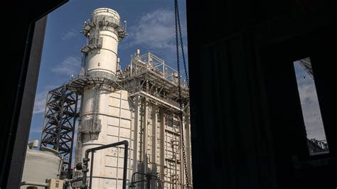 Constellation Energy to Buy Power Producer Calpine - The New York Times