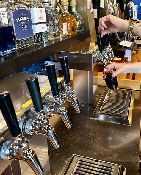 The Keggy Awards — Free Flow Wines