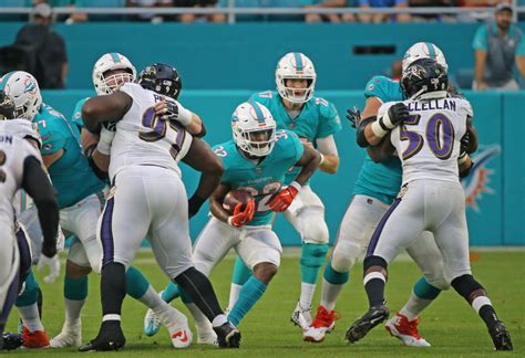 Older, wiser Drake could be this year’s NFL breakout star | Miami Herald