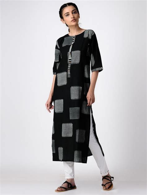Space Crossed Black Kurta – BANANA labs