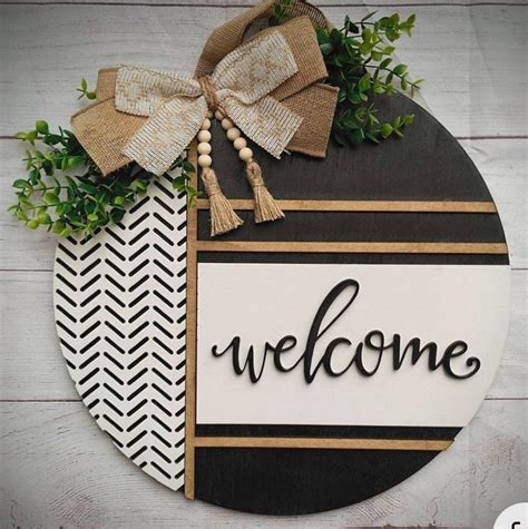 Pin by Polly Reynolds on Old wooden sign ideas | Door signs diy, Door ...