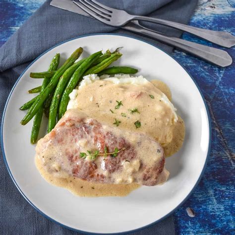 Creamy Pork Chops - Cook2eatwell