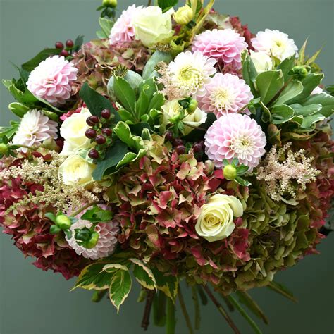 Autumnal bouquet - Kensington Flowers