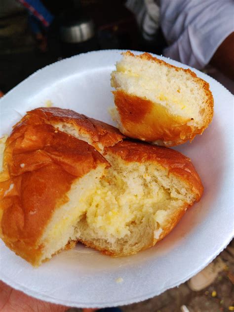 Tandoori Chai, Bun Maska, Kova Bun & More, Drop By This Small Spot In ...