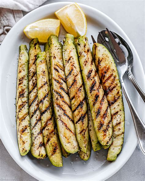 Grilled Lemon Zucchini Recipe – How to Grill Zucchini | Eatwell101
