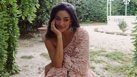 Ale Capetillo: el look con el que se convirtió en princesa en Italia ...