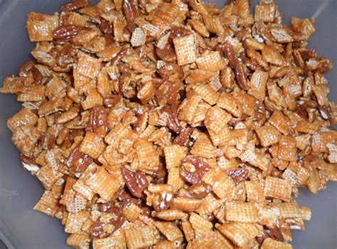 Caramel Rice Chex Mix | Chex mix recipes, Chex mix, Caramel chex mix