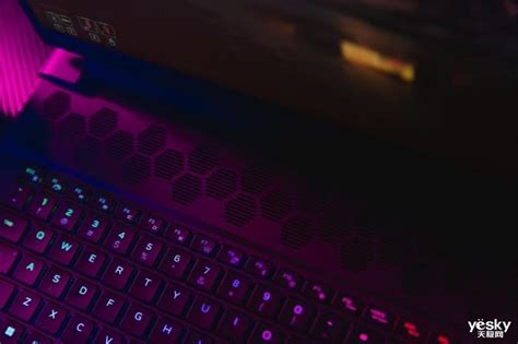 Alienware X18 的图像结果