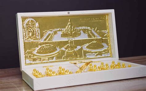 Beautiful White Fiber Royal Box/Peti 24 Tirthankar And Girnar Tirth ...