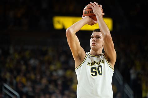 Michigan Basketball Insider: Michigan vs Michigan State preview Vector Art