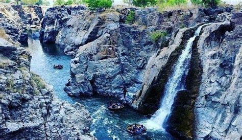 Hogenakkal Waterfalls, Karnataka | WhatsHot Bangalore