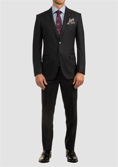 Classic Man Suit 的图像结果
