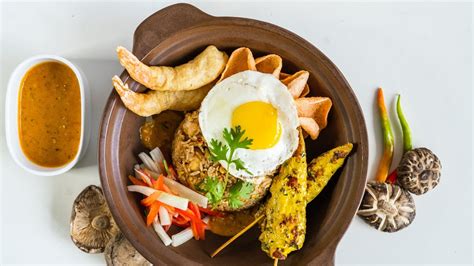 4 hearty meal recipes to whip up during the monsoon | Condé Nast ...