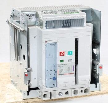 Buy Legrand 669579 2500A FP 50kA D/O DMX SP ACB — Vashi Integrated ...