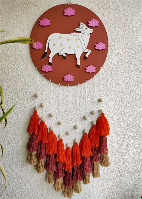 Get Pichai Cow Hanging Dreamcatcher at ₹ 1499 | LBB Shop