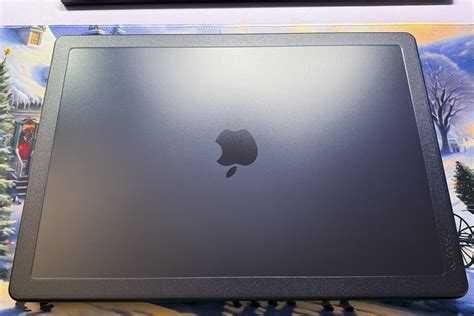 Incase Hard Shell Case For 16" MacBook Pro REVIEW - MacSources