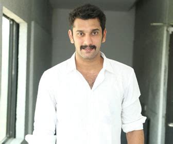 Arulnithi Today News, Wiki, Affairs, Updates, Biodata, Phone Number, Family