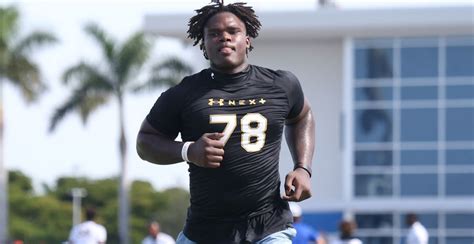 Composite Two-Star Recruits: Massive USC-UCLA visitor weekend, preventing flips and Thanksgiving adv