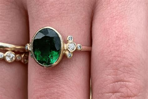 All you need to know about Navratna