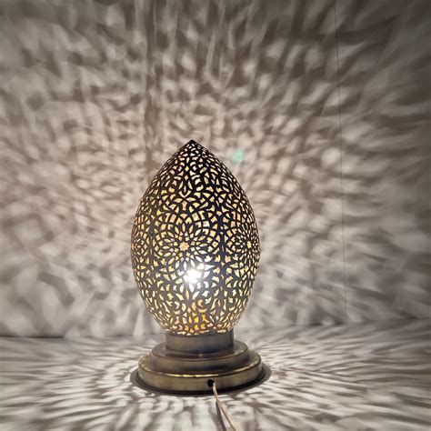 Refined Brass Bedside Lamp — Moroccan Style Lamp