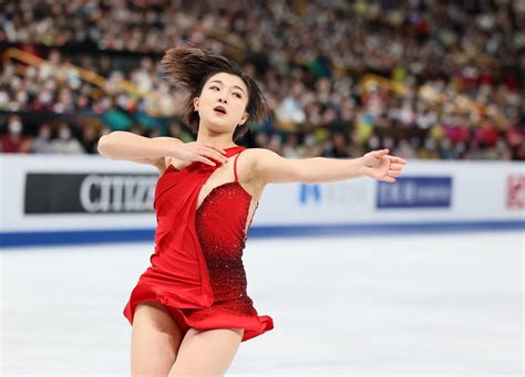 Kaori Sakamoto Makes History by Winning Second Consecutive World Title ...