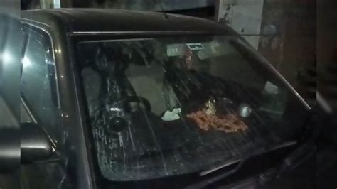 दिल्ली: फिनाइल की बोतल फटने से बड़ा हादसा! कार सवार दो लोग झुलसे, हालत ...