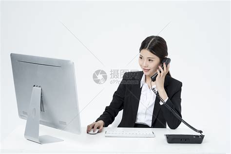 电话工作的职业客服女性高清图片下载-正版图片500877914-摄图网