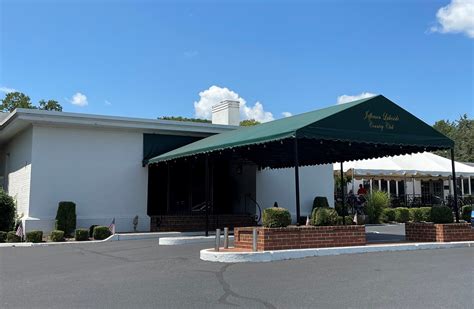 In wake of failed sale, members take charge at Lakeside Park Club ...