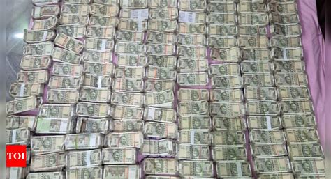 Odisha Officer Resident Raid: Vigilance seizes Rs 1.5 crore from govt ...