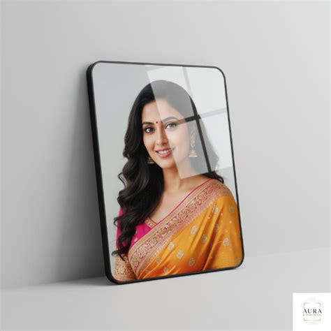 Aura Premium Acrylic Photo Frame – Frames Factory