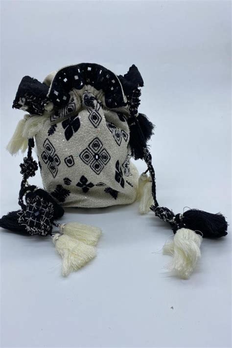 Neo phulkari white potli bag – Sukriti and Aakriti