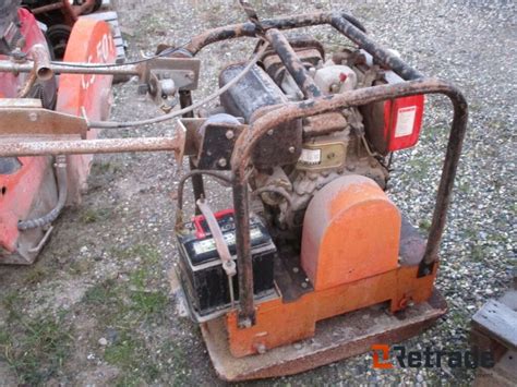 Stamper Compactor Training 的图像结果