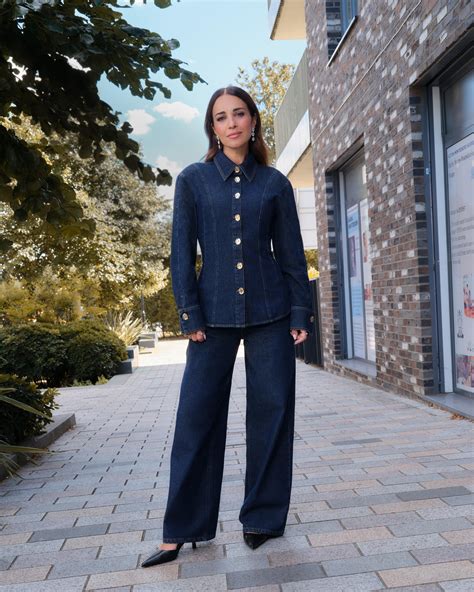 Collared Shirts & Blouses | Oversized Women's Collared Shirt | Primark UK