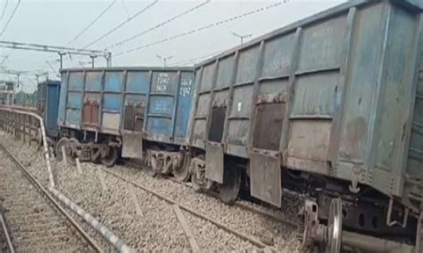 West Bengal: Goods train derails at new Maynaguri station, no ...